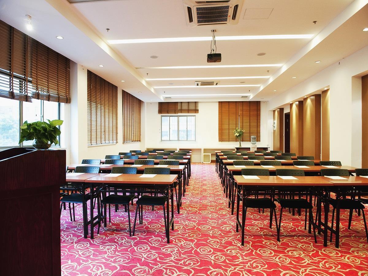 Ji Hotel Shanghai Lujiazui Buitenkant foto