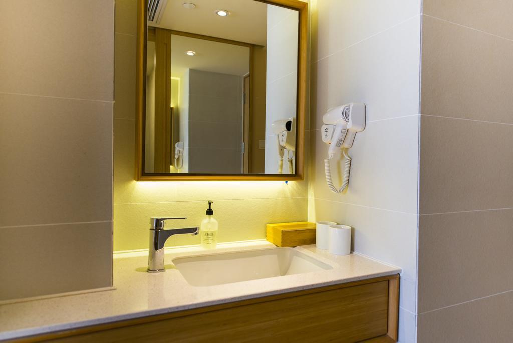Ji Hotel Shanghai Lujiazui Buitenkant foto