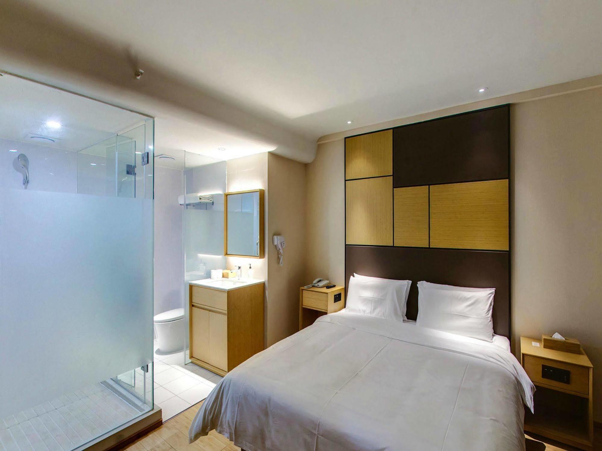 Ji Hotel Shanghai Lujiazui Buitenkant foto